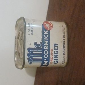1942 Vintage McCormick GINGER SPICE TIN
